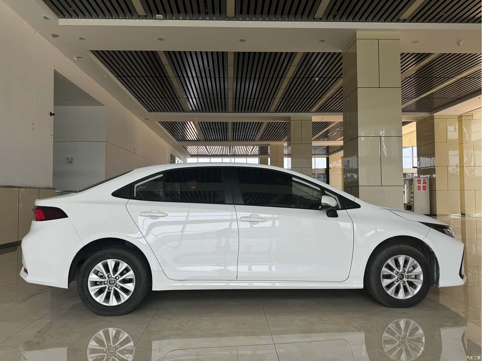 Toyota Corolla, 2024 12