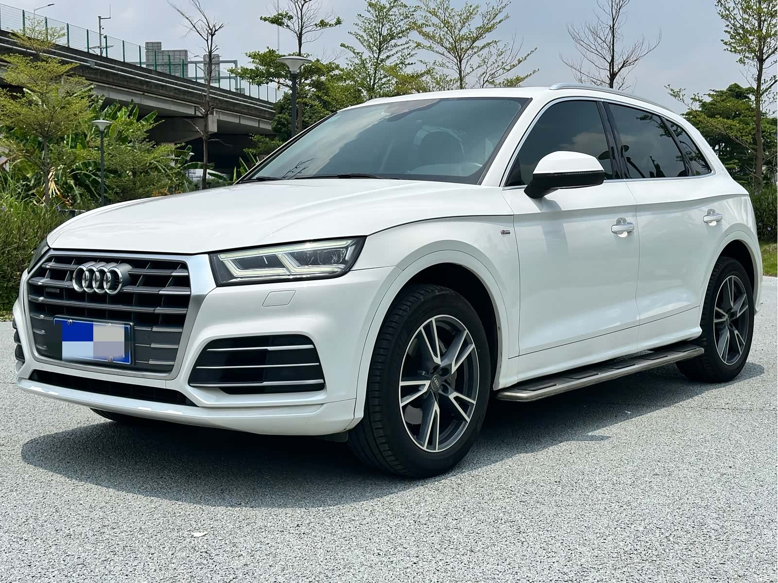 Audi Q5L, 2019 1