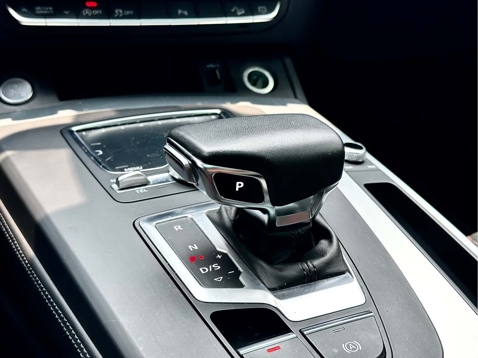 Audi Q5L, 2019 13