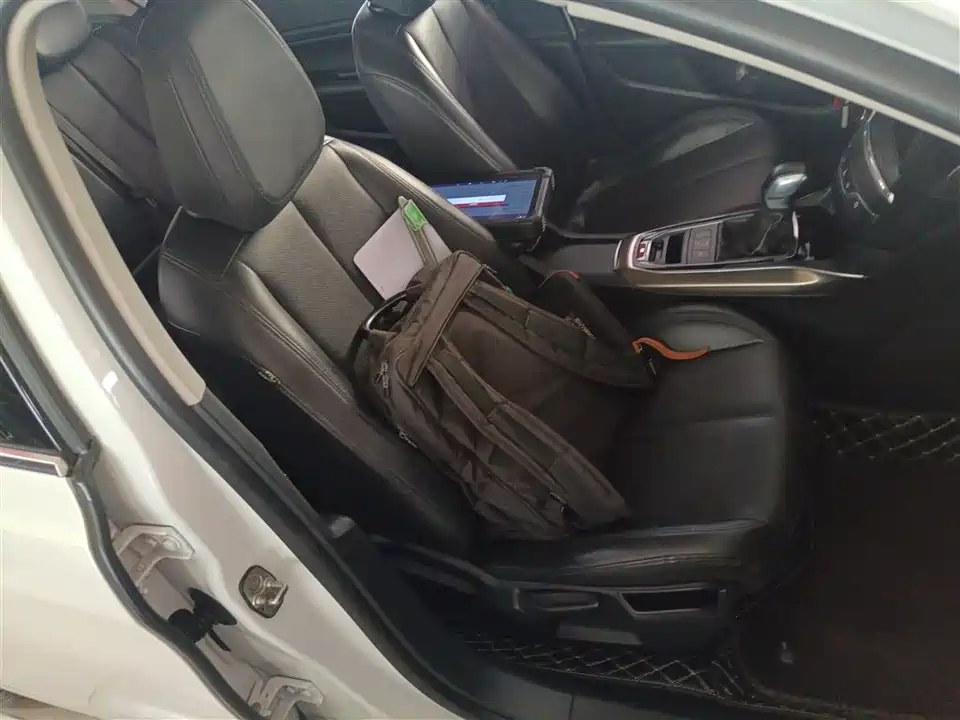 Peugeot 408 Peugeot 408