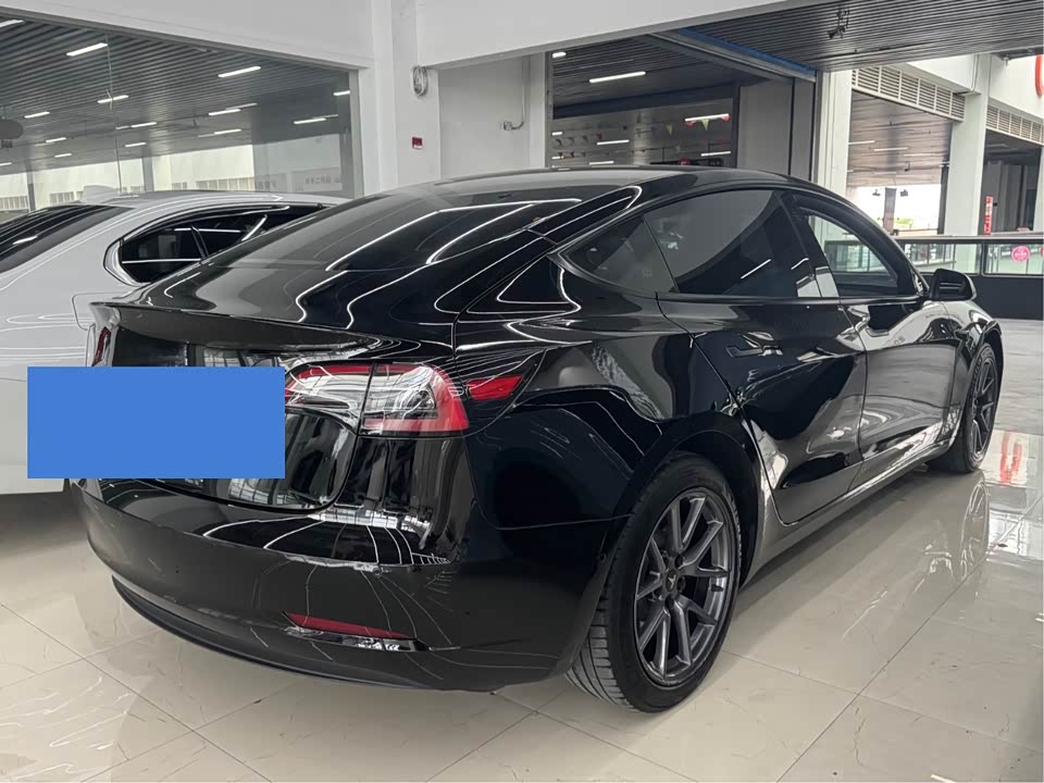 Tesla Model 3 Tesla Model 3