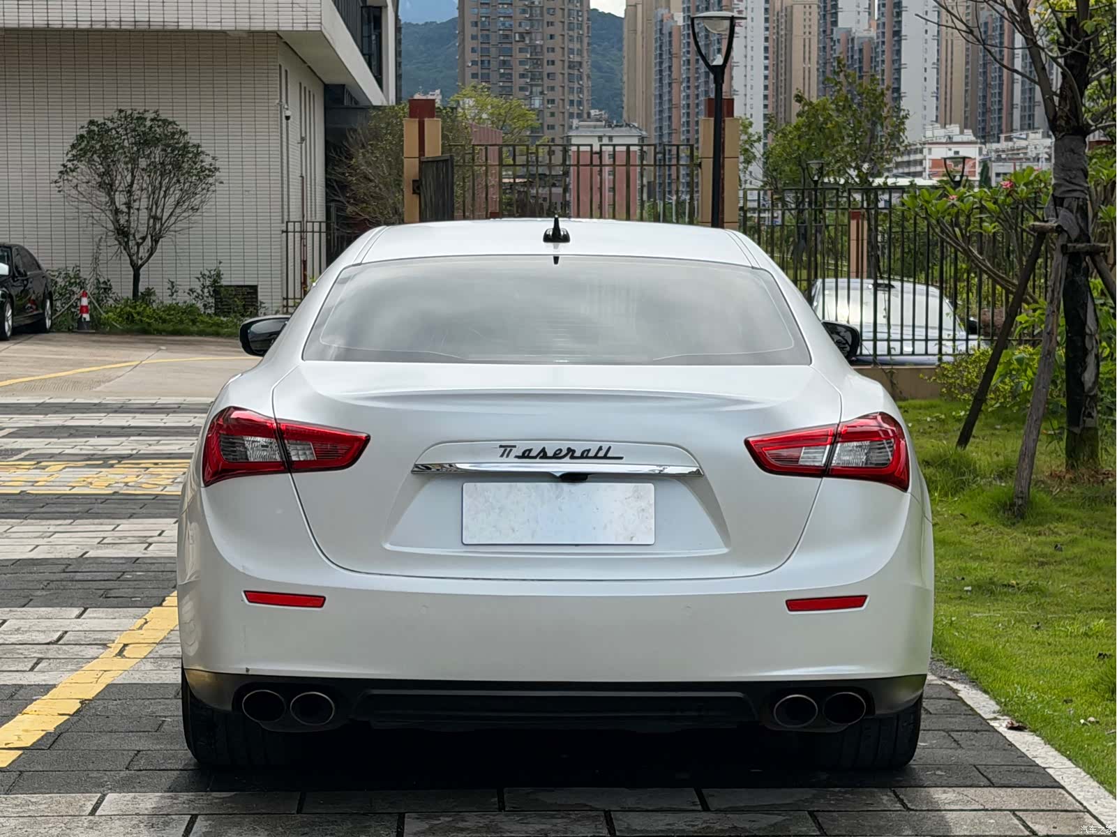 Maserati Ghibli, 2016 все фото