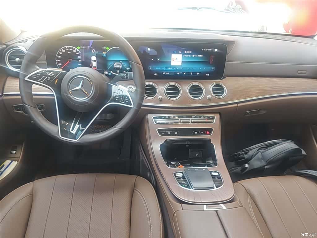 Mercedes-Benz E-Class, 2023 10