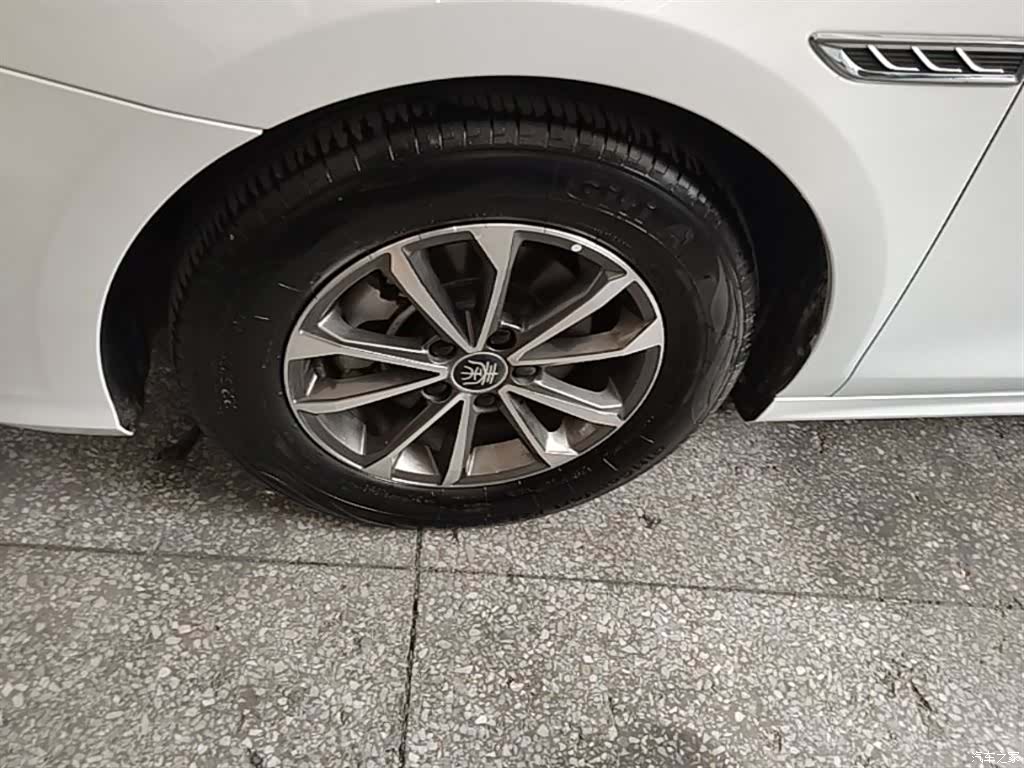 BYD Qin, 2025 23