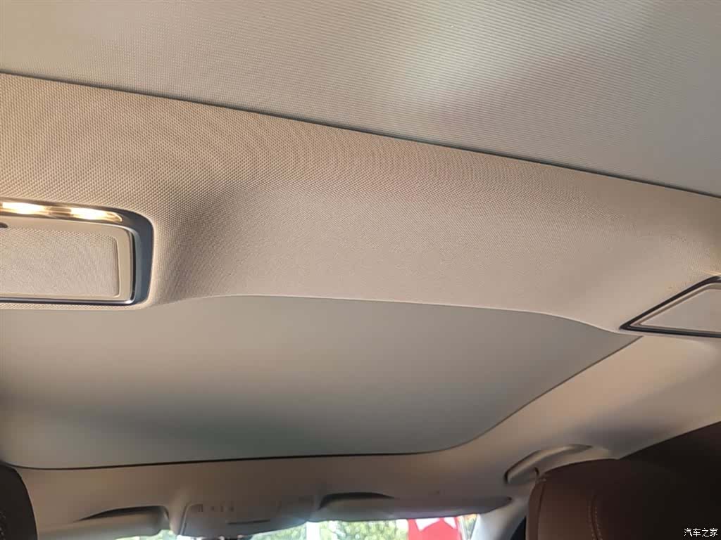Mercedes-Benz E-Class, 2023 18