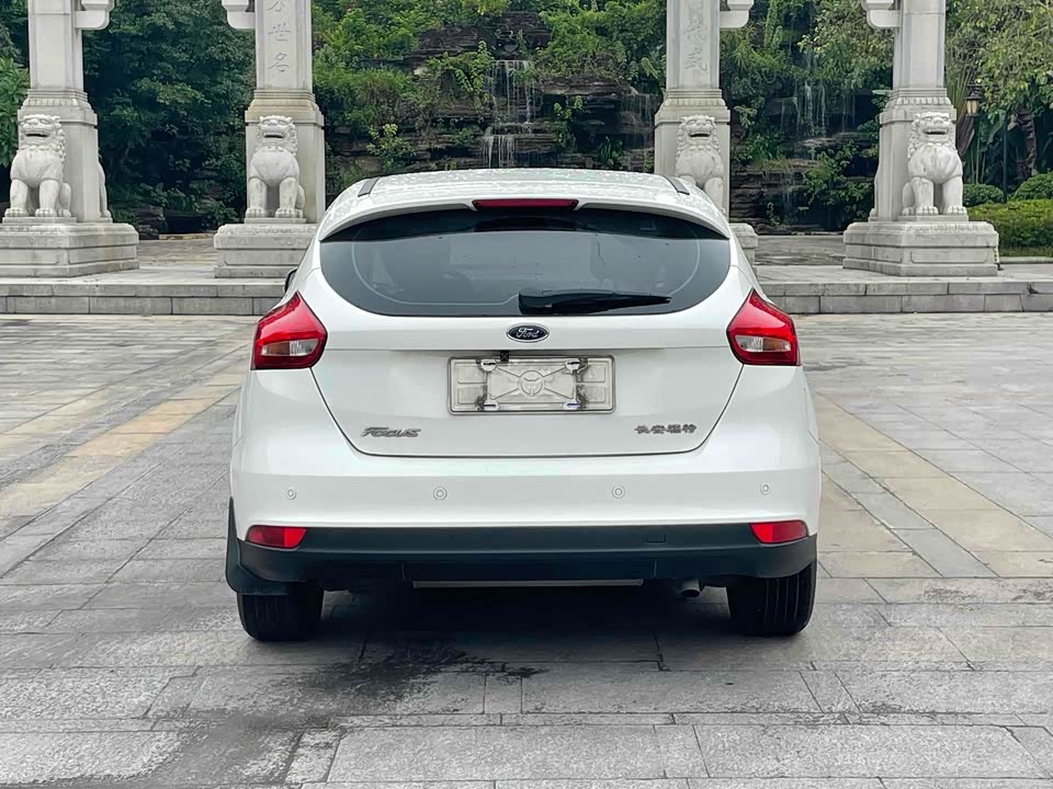 Ford Fox