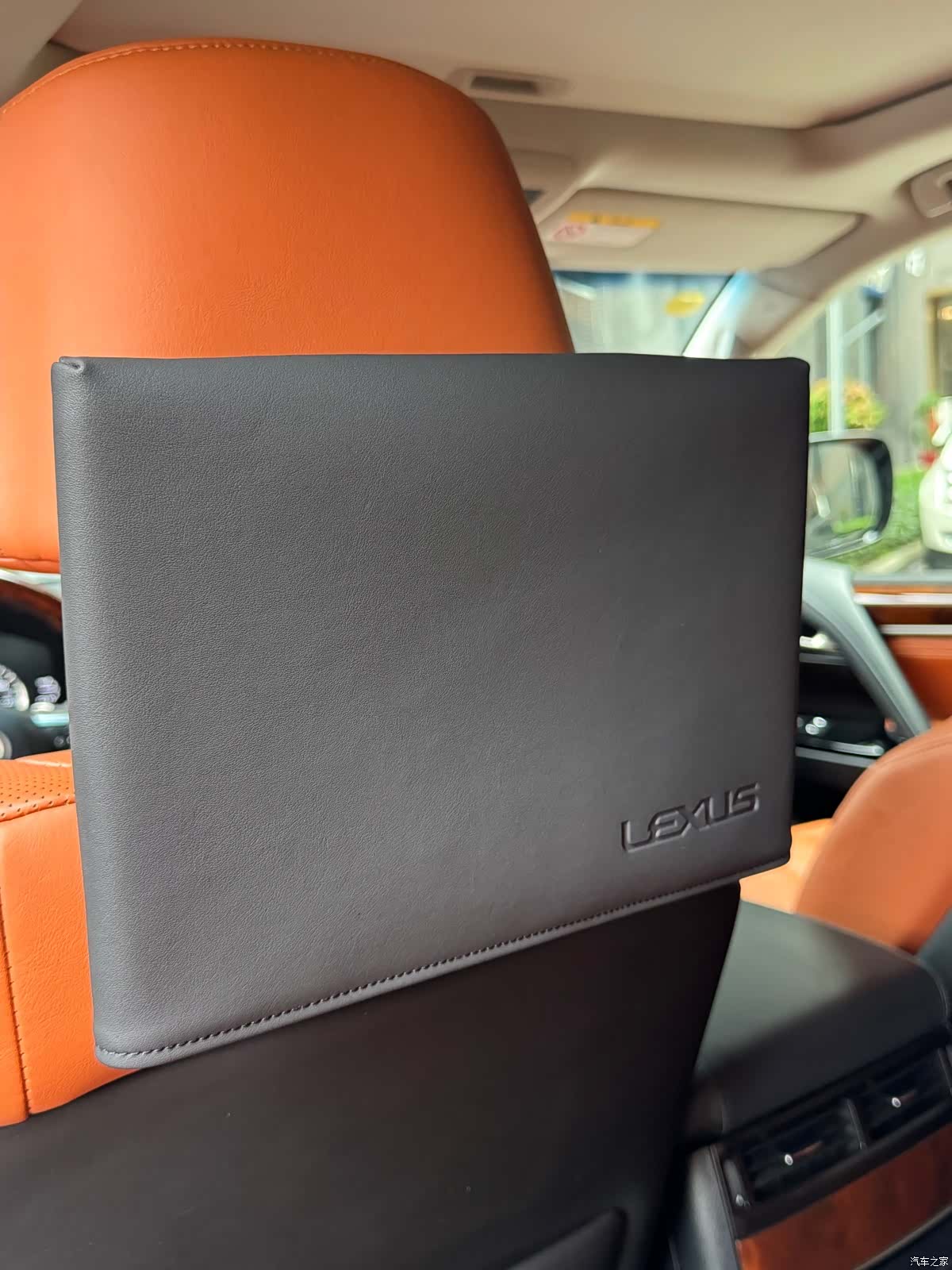 Lexus LX, 2016 15