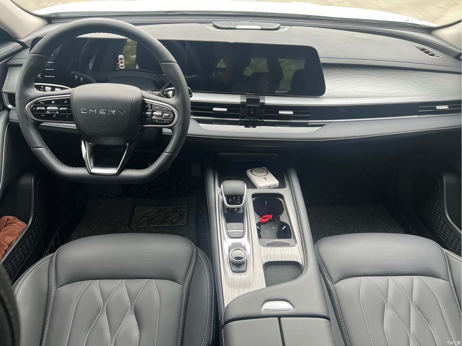 Chery Arrizo 8, 2023 все фото