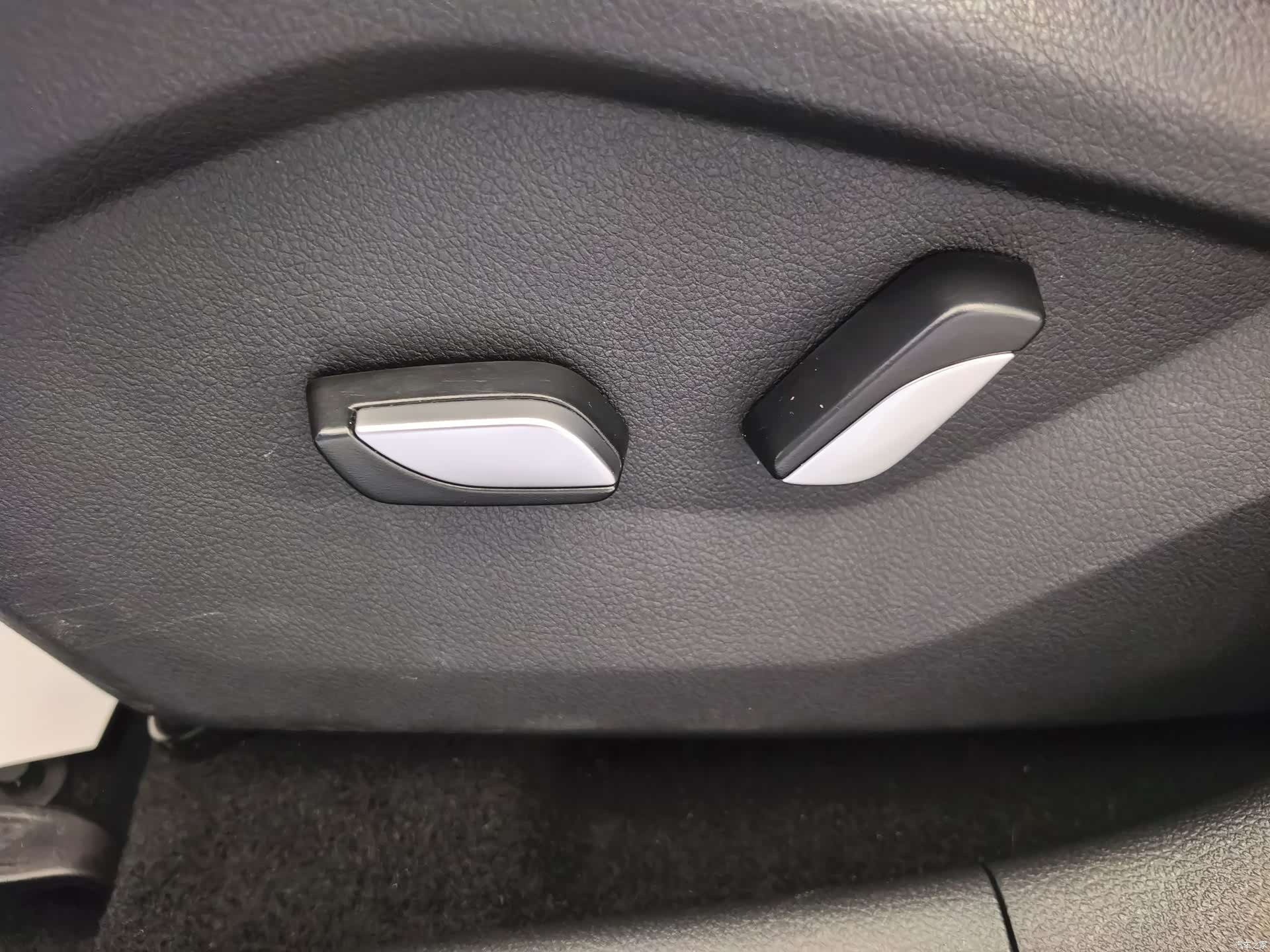 Geely X6, 2022 все фото