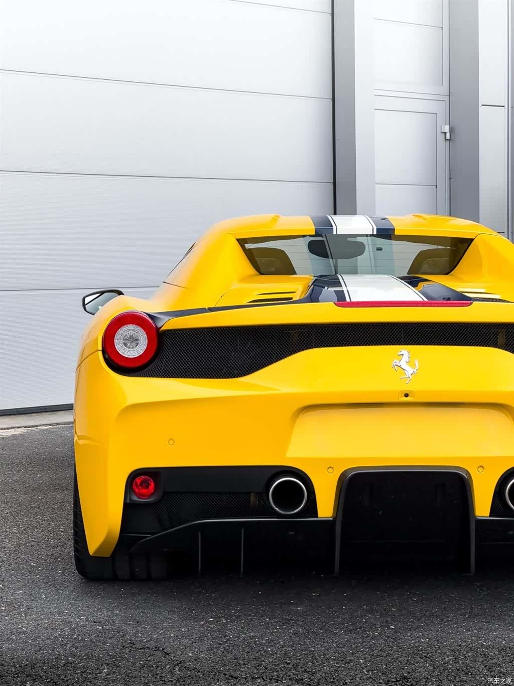 Ferrari 458, 2015 8