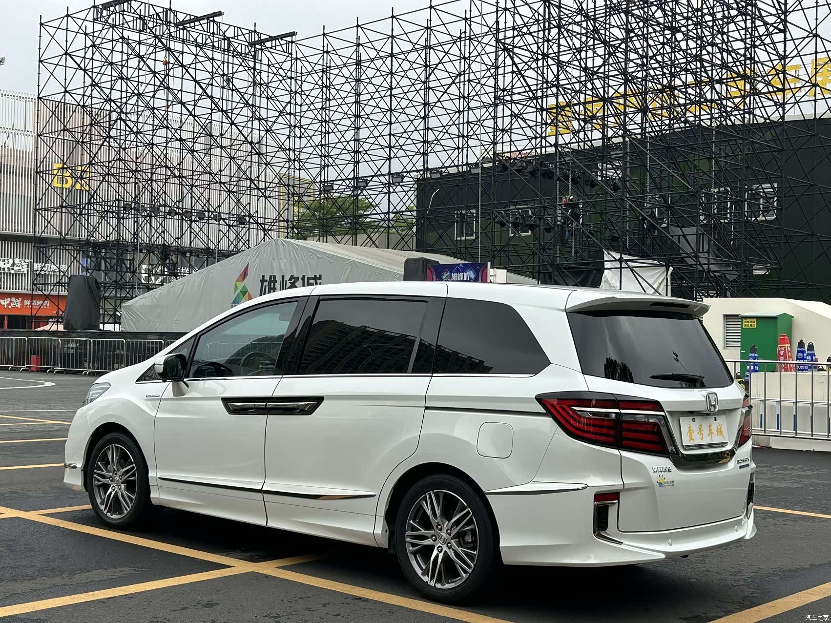 Honda Elysion, 2021 4