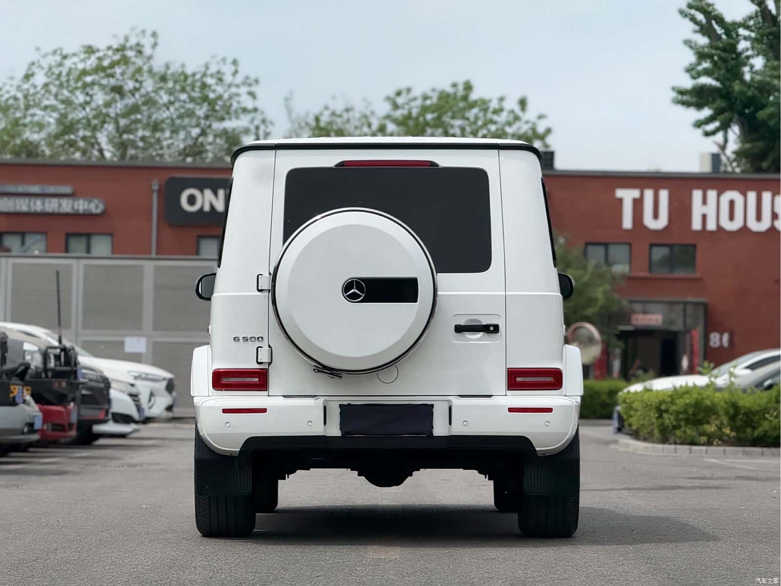 Mercedes-Benz G-Class, 2019 16