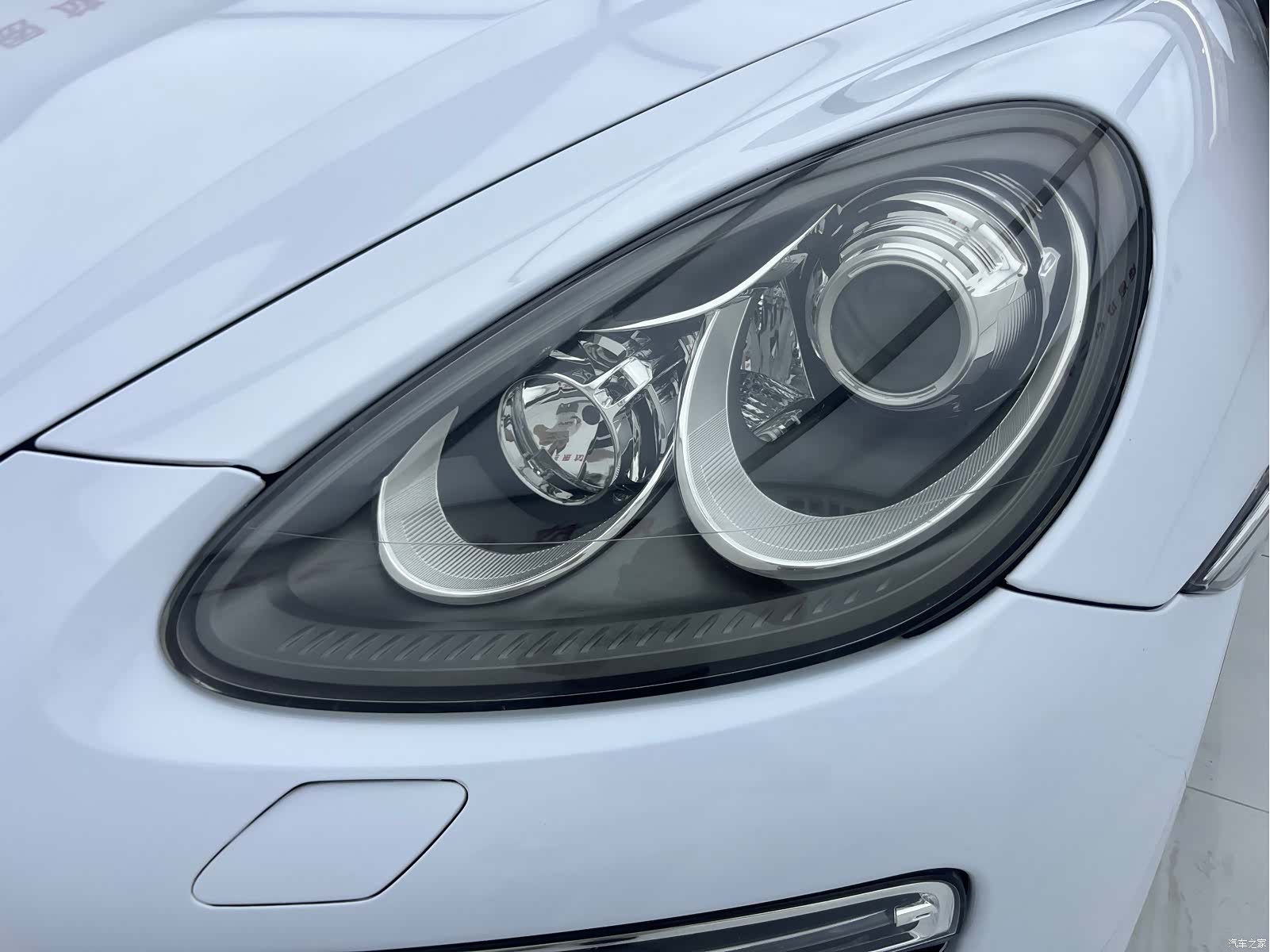 Porsche Cayenne, 2011 7