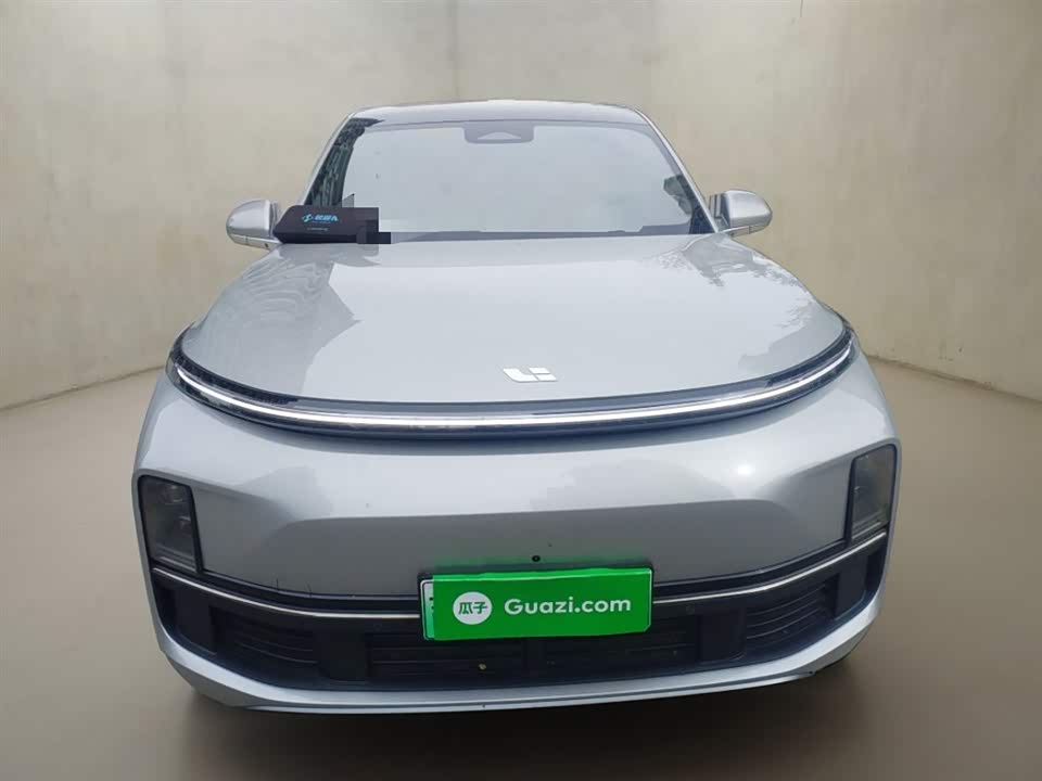 Li Auto Ideal L8