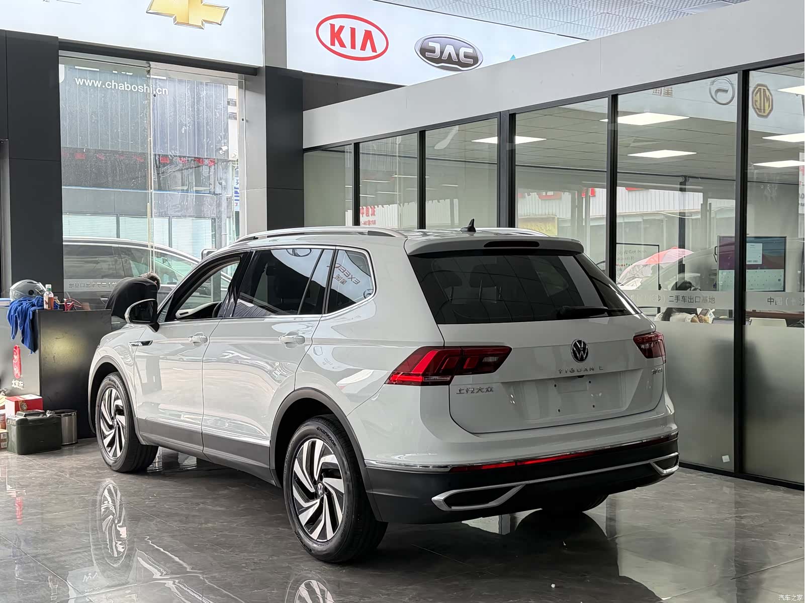 Volkswagen Tiguan L, 2023 13