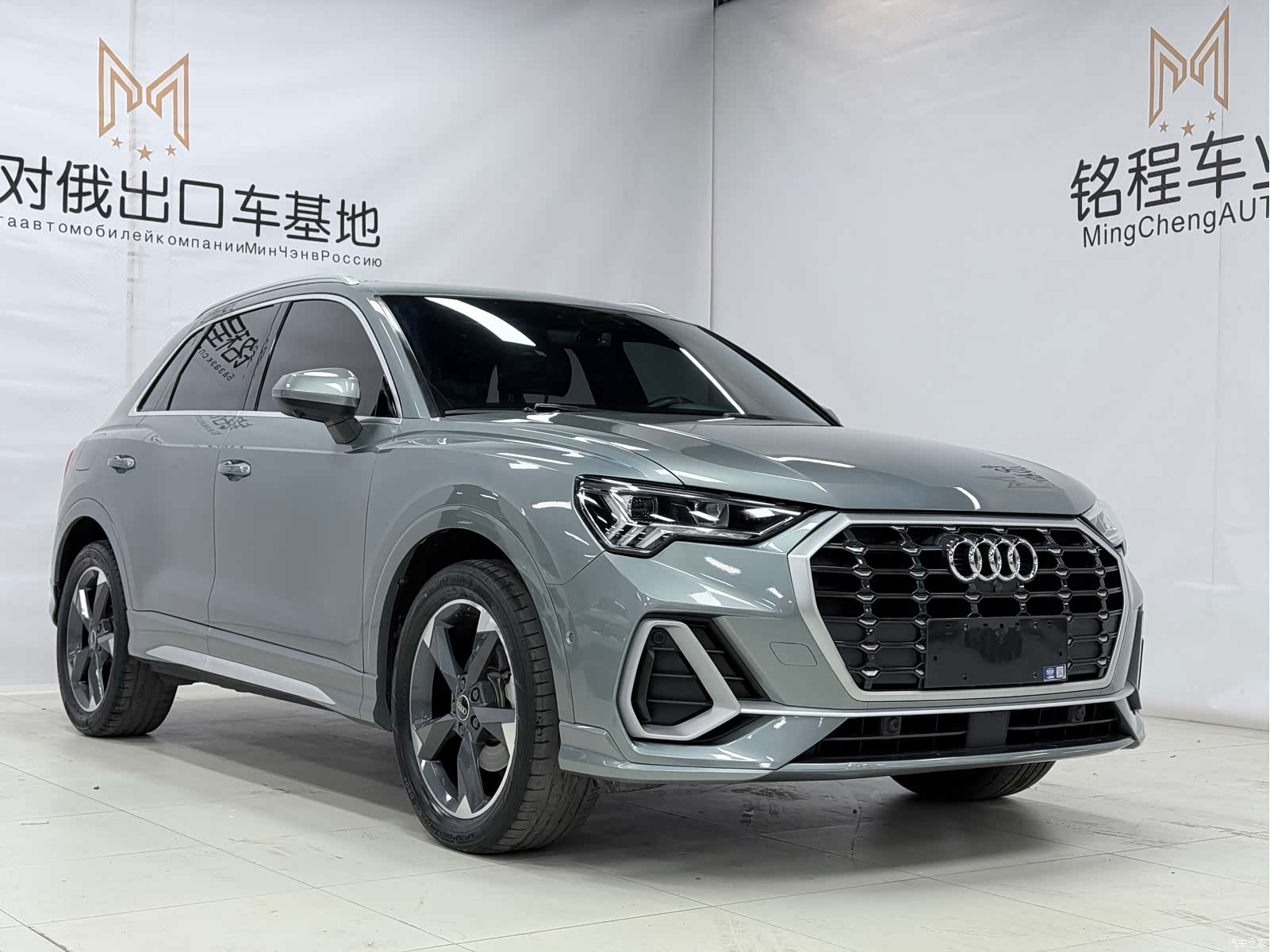 Audi Q3, 2022 3