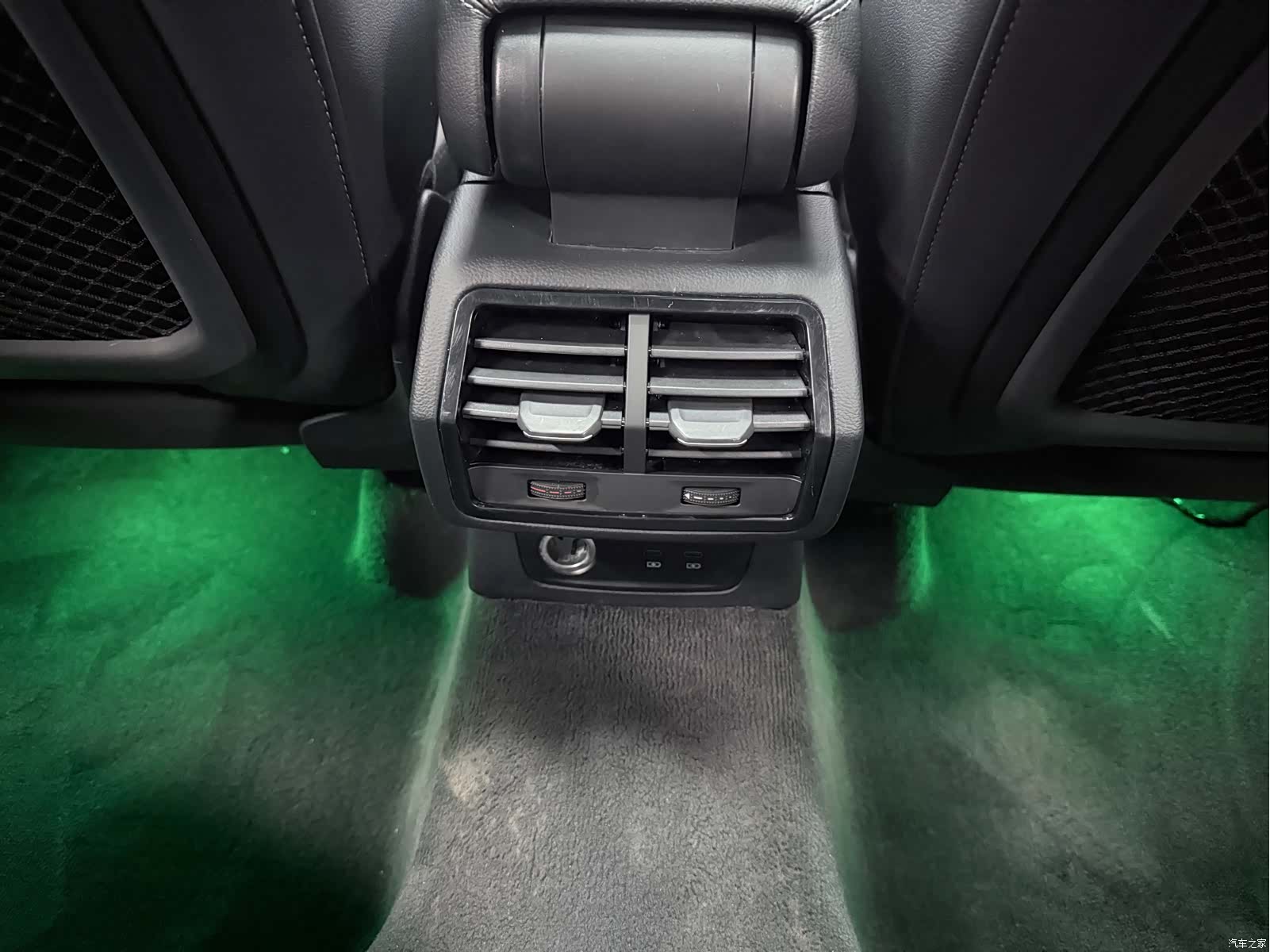 Audi Q3, 2022 18
