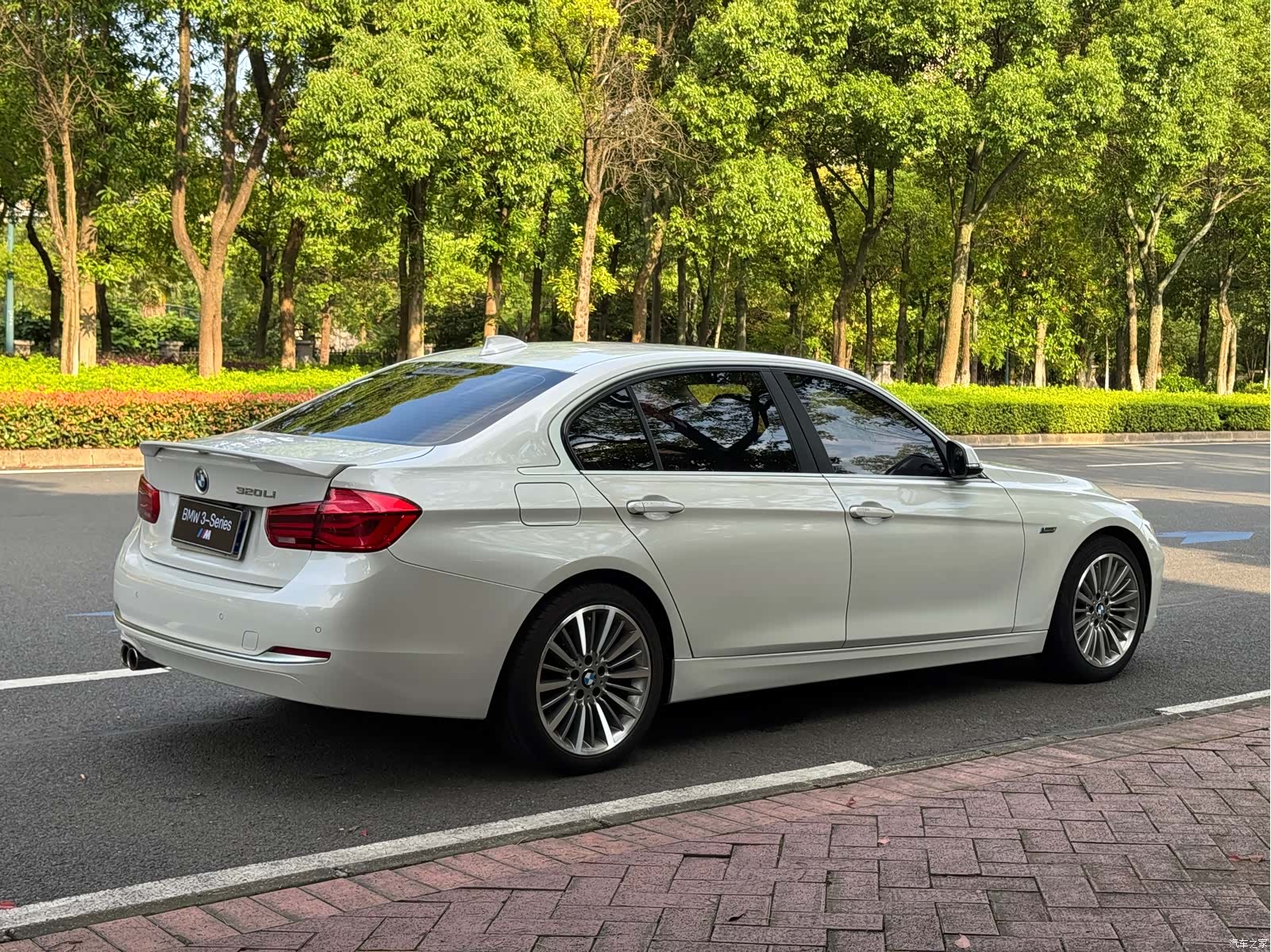 BMW 3 Series, 2019 8