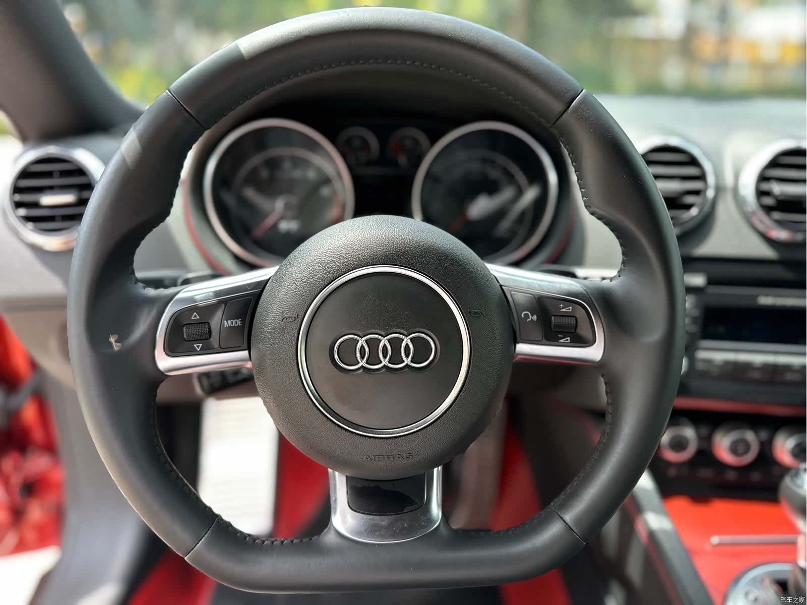 Audi TT, 2013 10