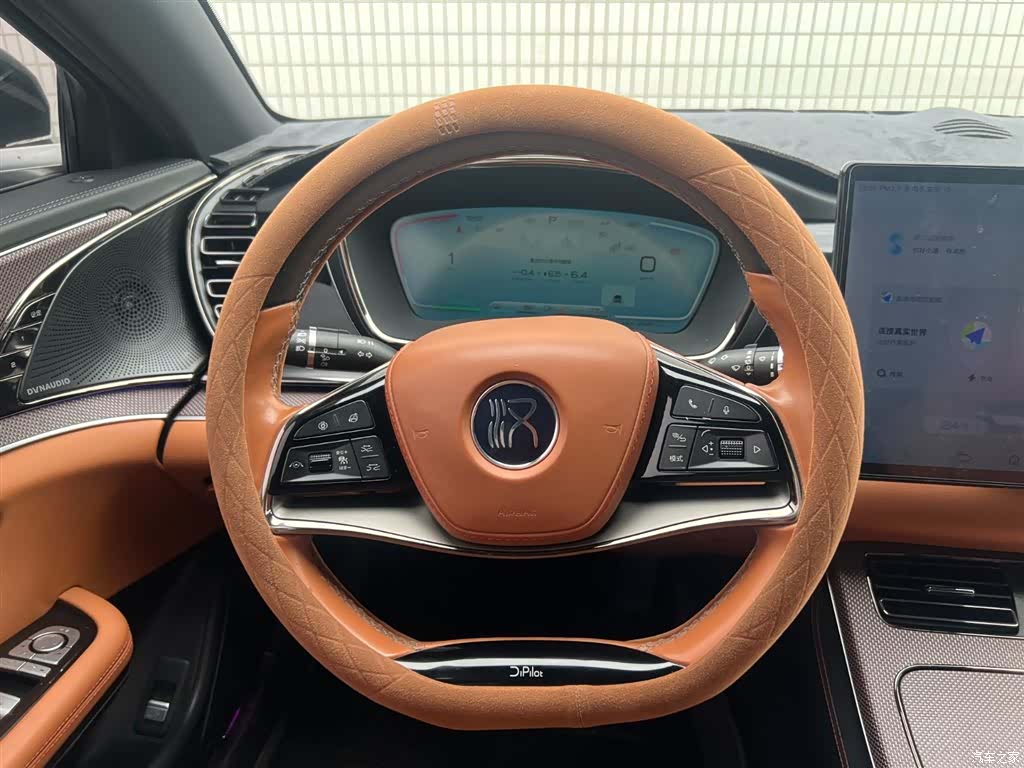BYD Han, 2022 13