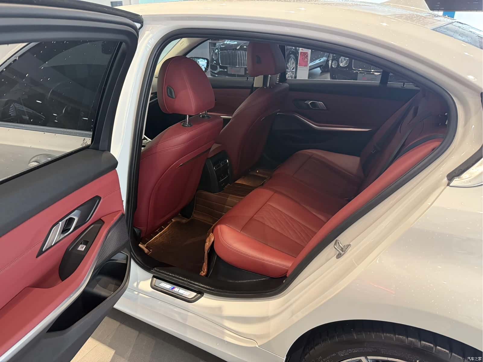 BMW 3 Series, 2023 8