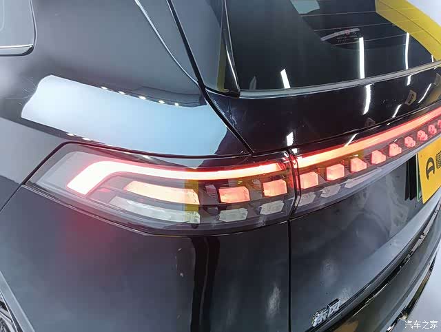 DongFeng eπ008, 2025 15