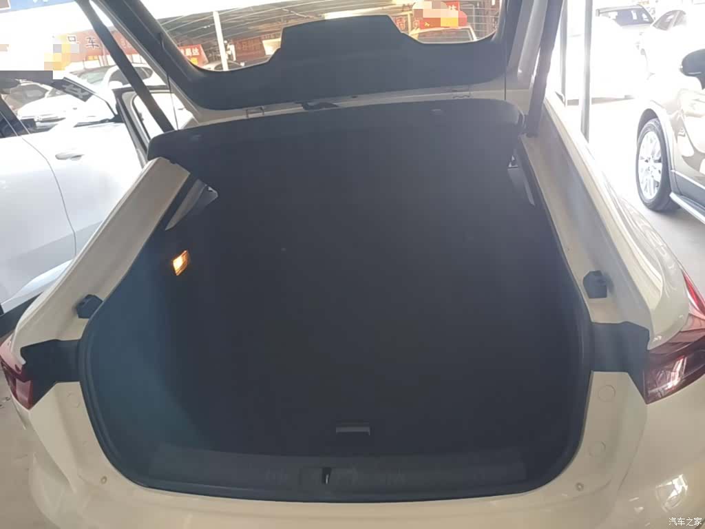 Bestune B70, 2022 19