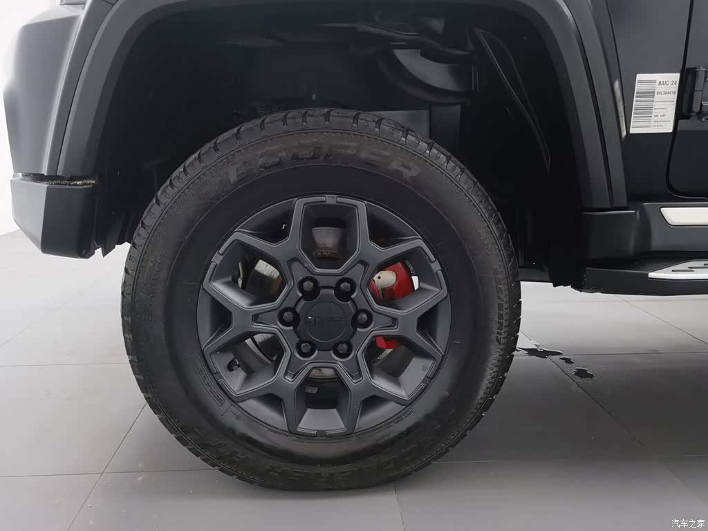 BAIC BJ40, 2025 17