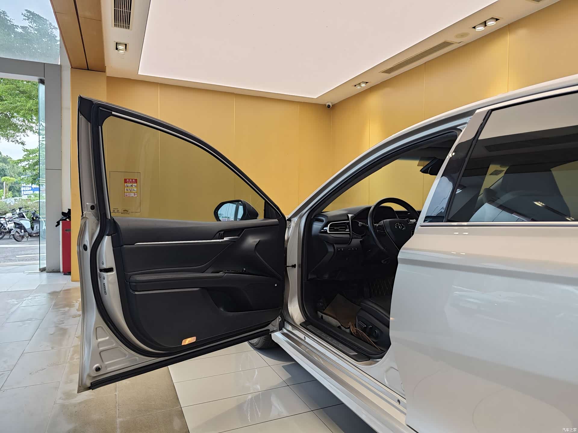 Toyota Camry, 2018 8