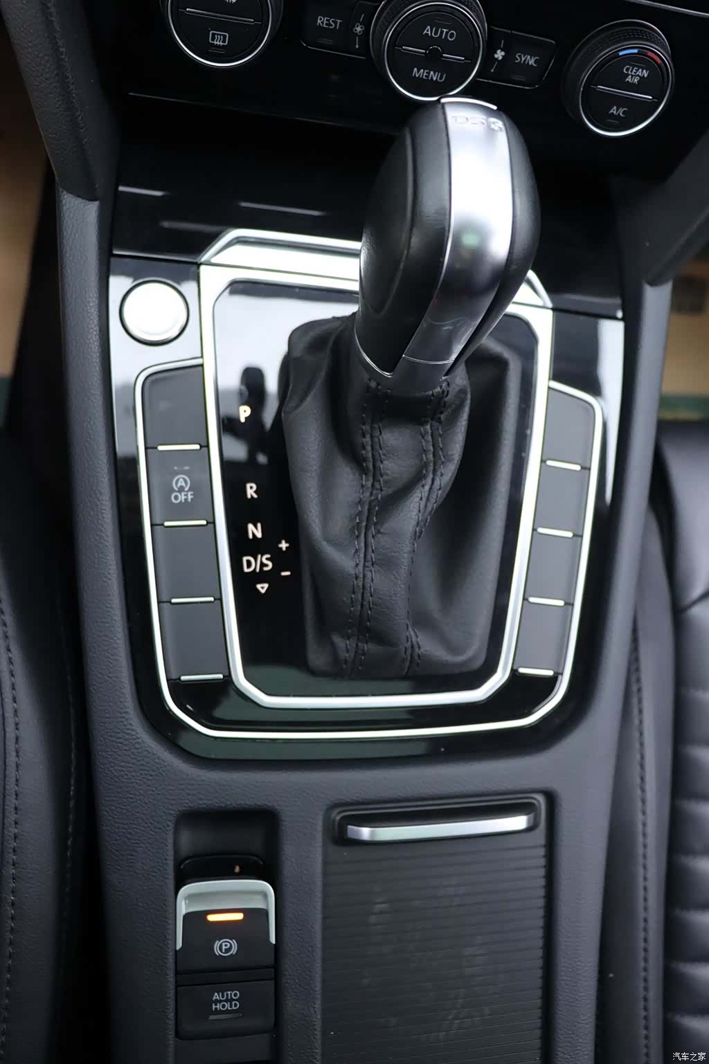 Volkswagen Magotan, 2019 12