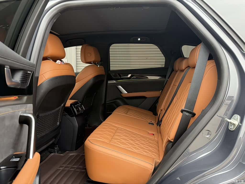BYD Tang, 2023 все фото