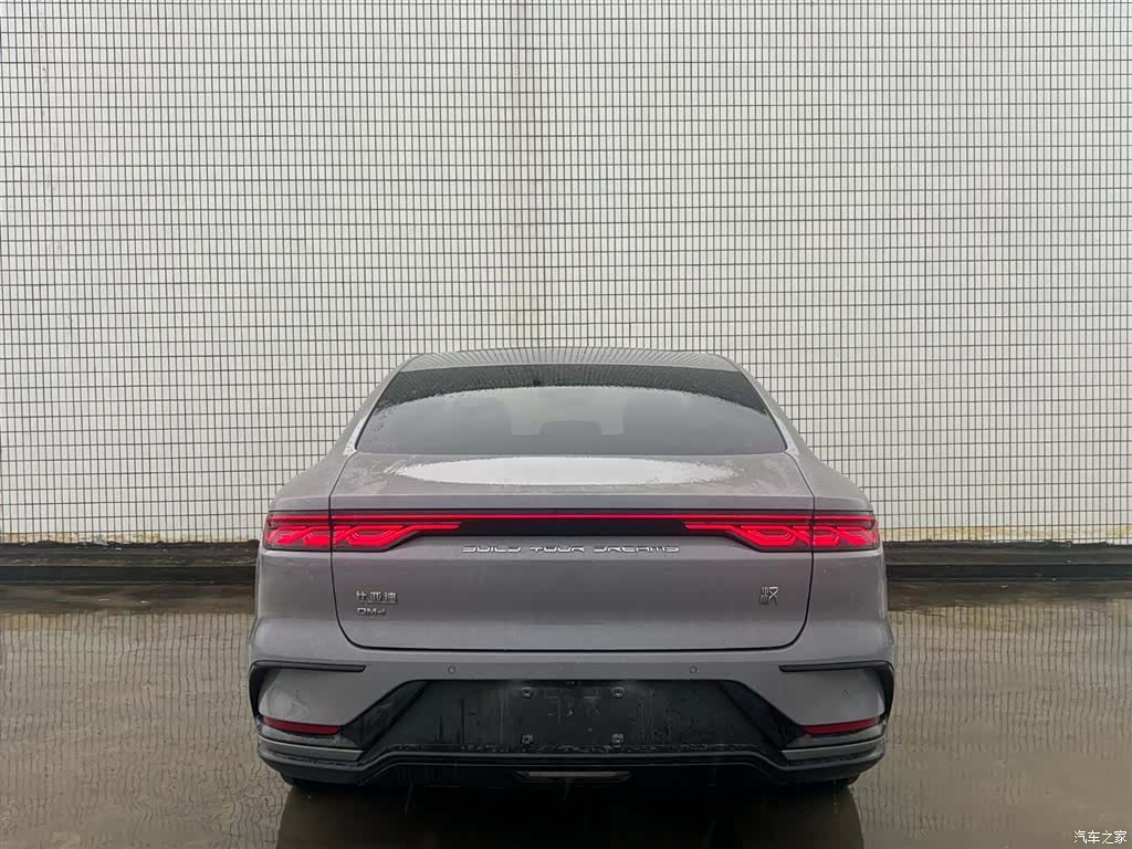 BYD Han, 2025 все фото