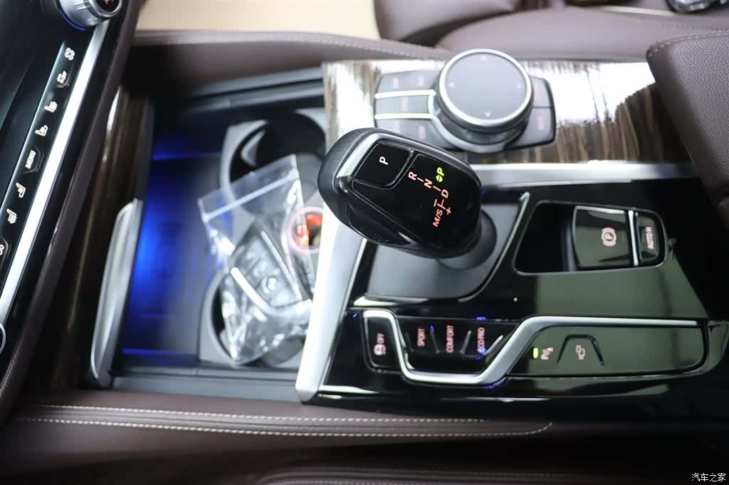 BMW 5 Series, 2022 10