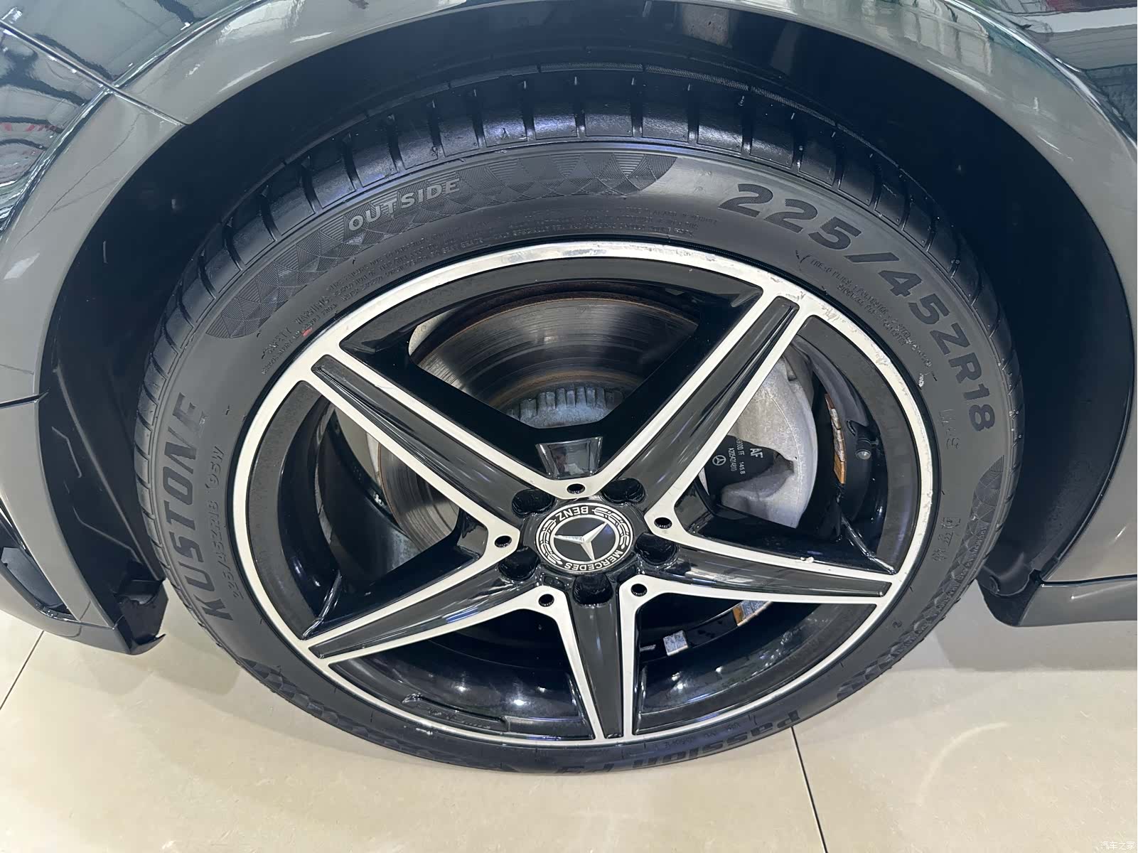 Mercedes-Benz C-Class, 2018 16