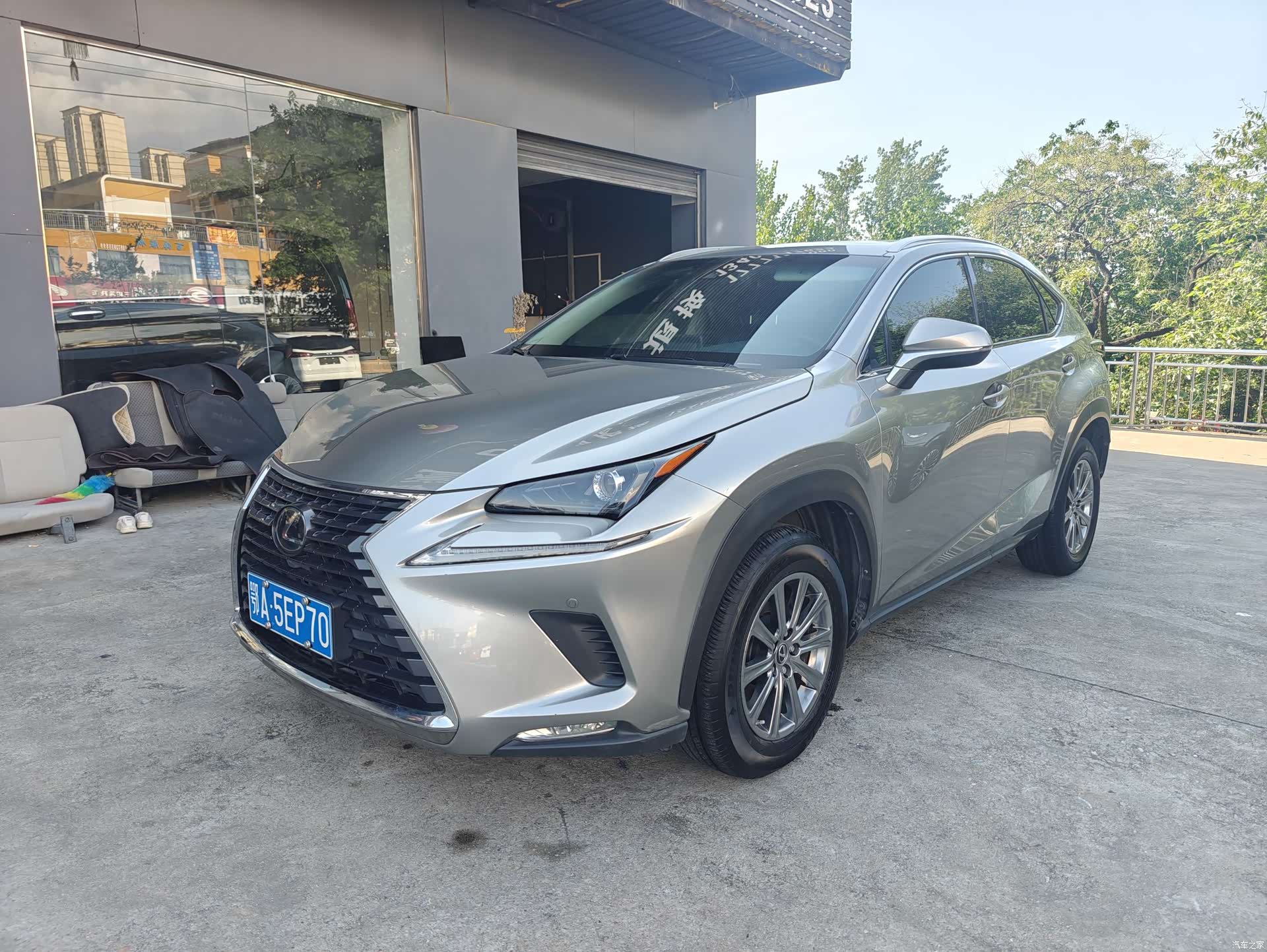 Lexus NX, 2019 1