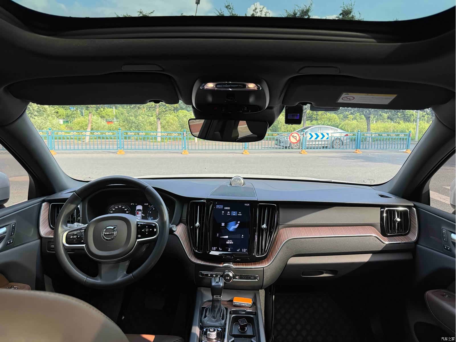 Volvo XC60, 2021 8