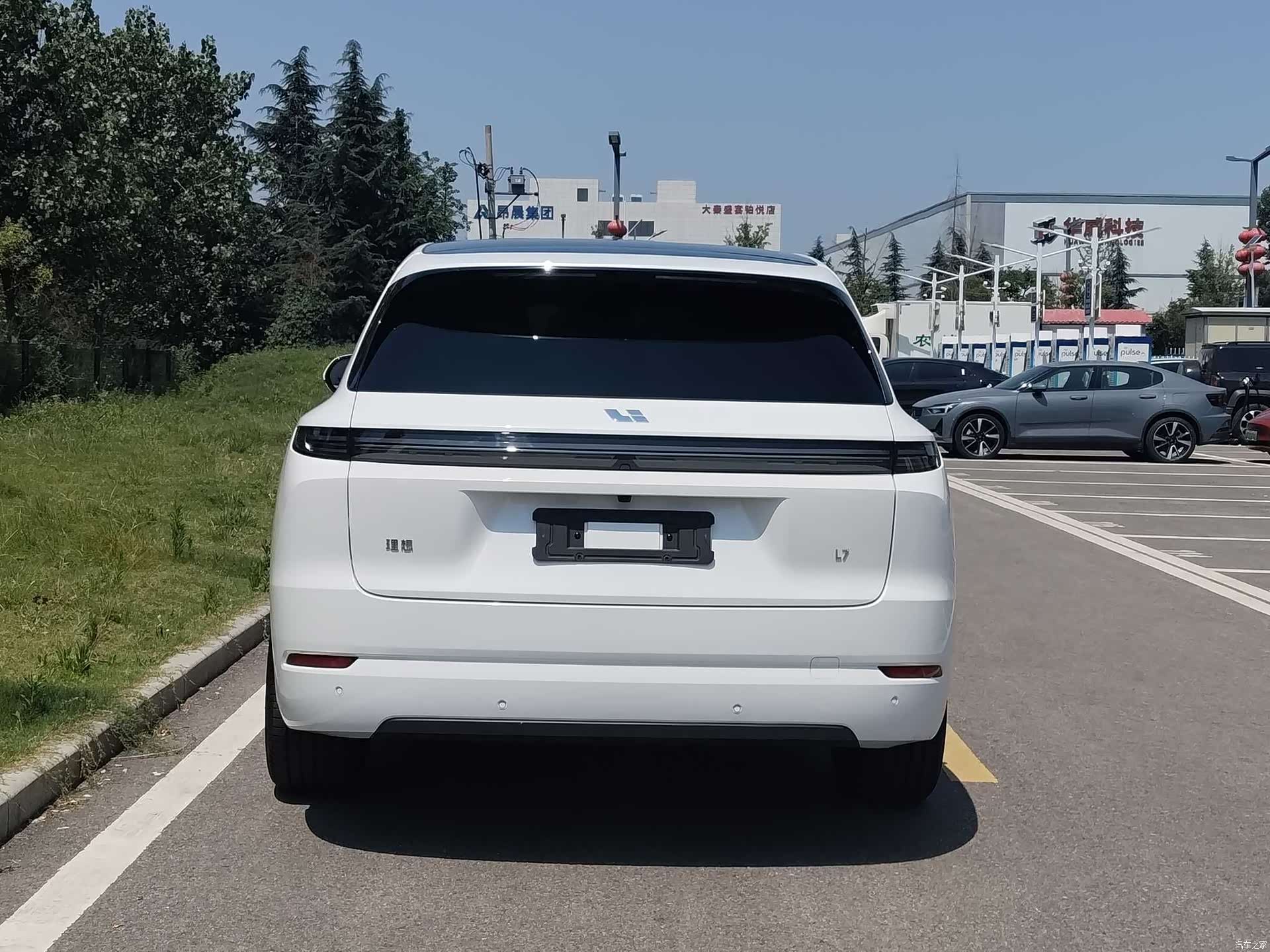Li Auto L7, 2025 все фото