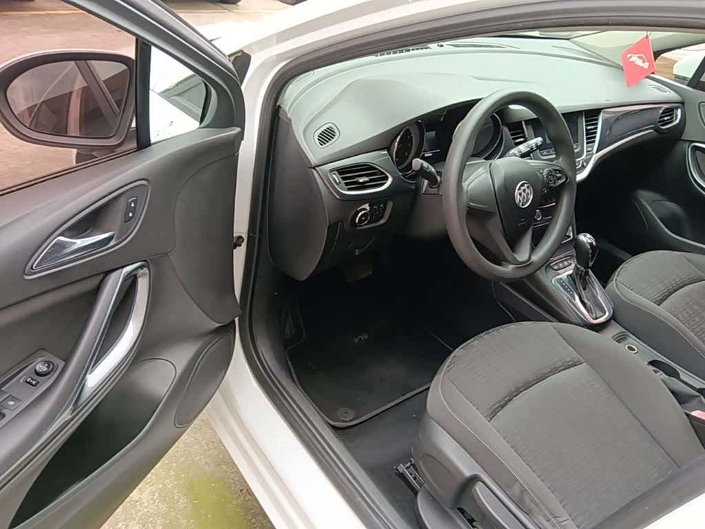 Buick Verano, 2017 16