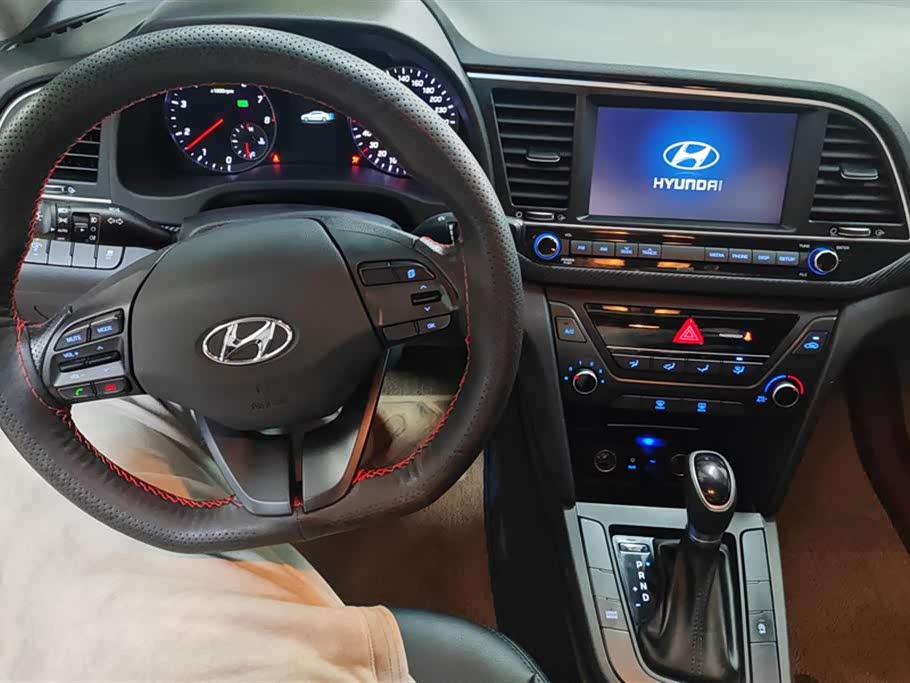 Hyundai Lead