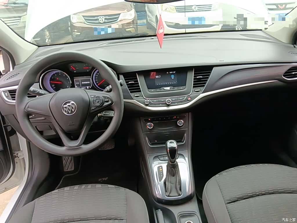 Buick Verano, 2017 10