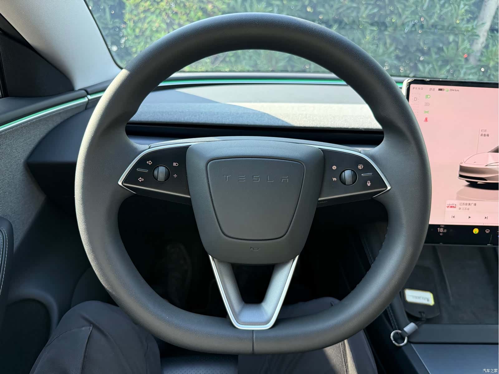 Tesla Model 3, 2025 15