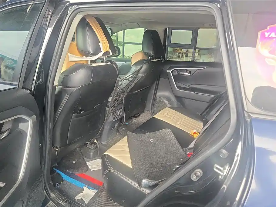 Toyota RAV4 Rongfang