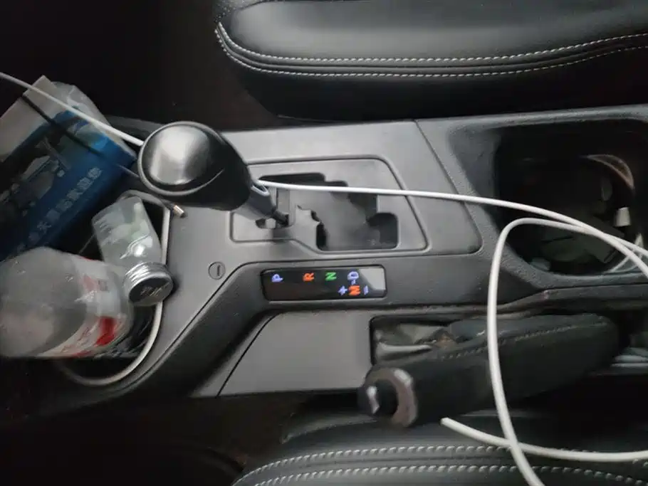 Toyota RAV4 Rongfang