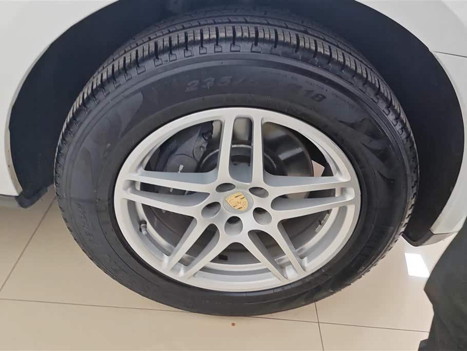 Porsche Macan Porsche Macan