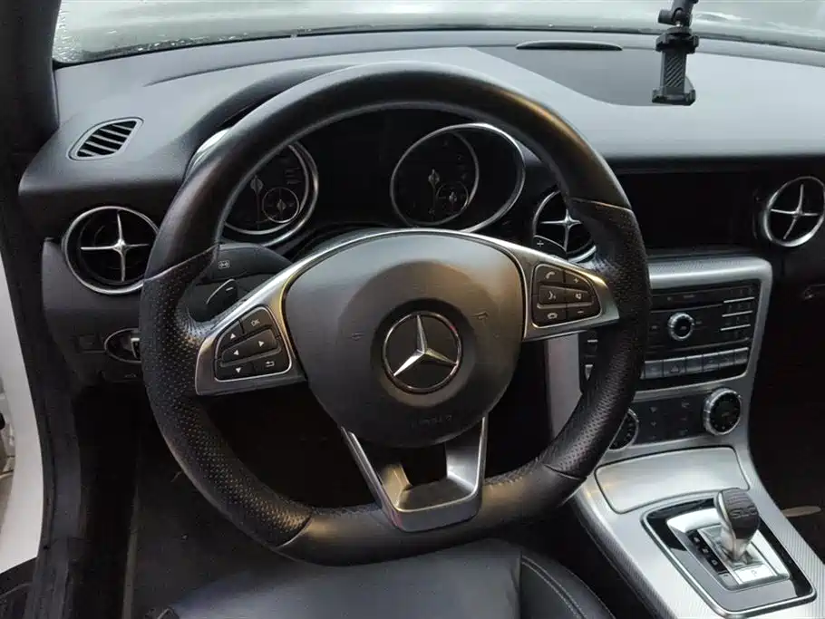 Mercedes-Benz SLC