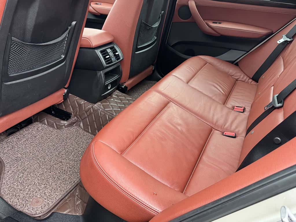 BMW X3, 2013 9
