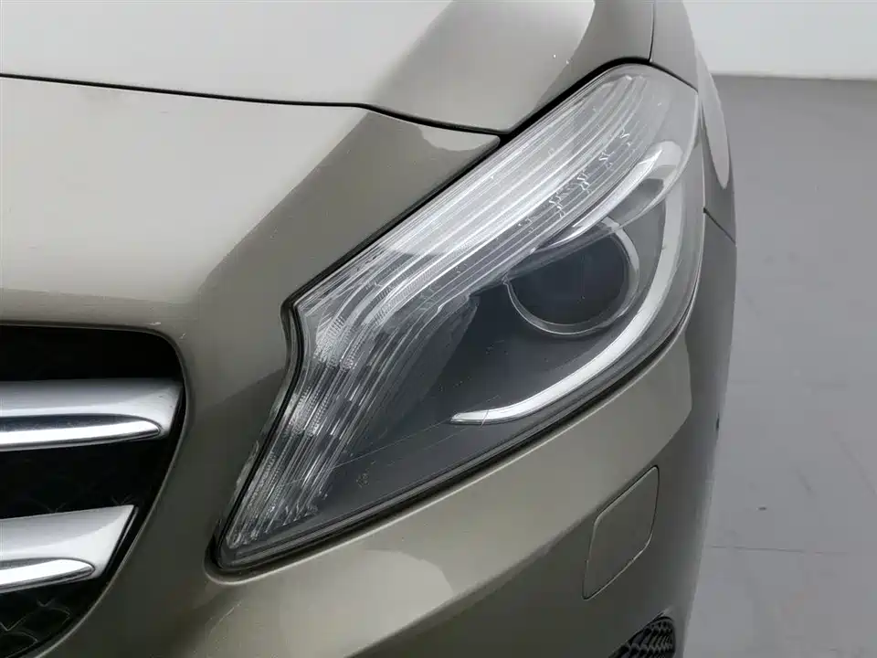 Mercedes-Benz Class A Mercedes-Benz Class A