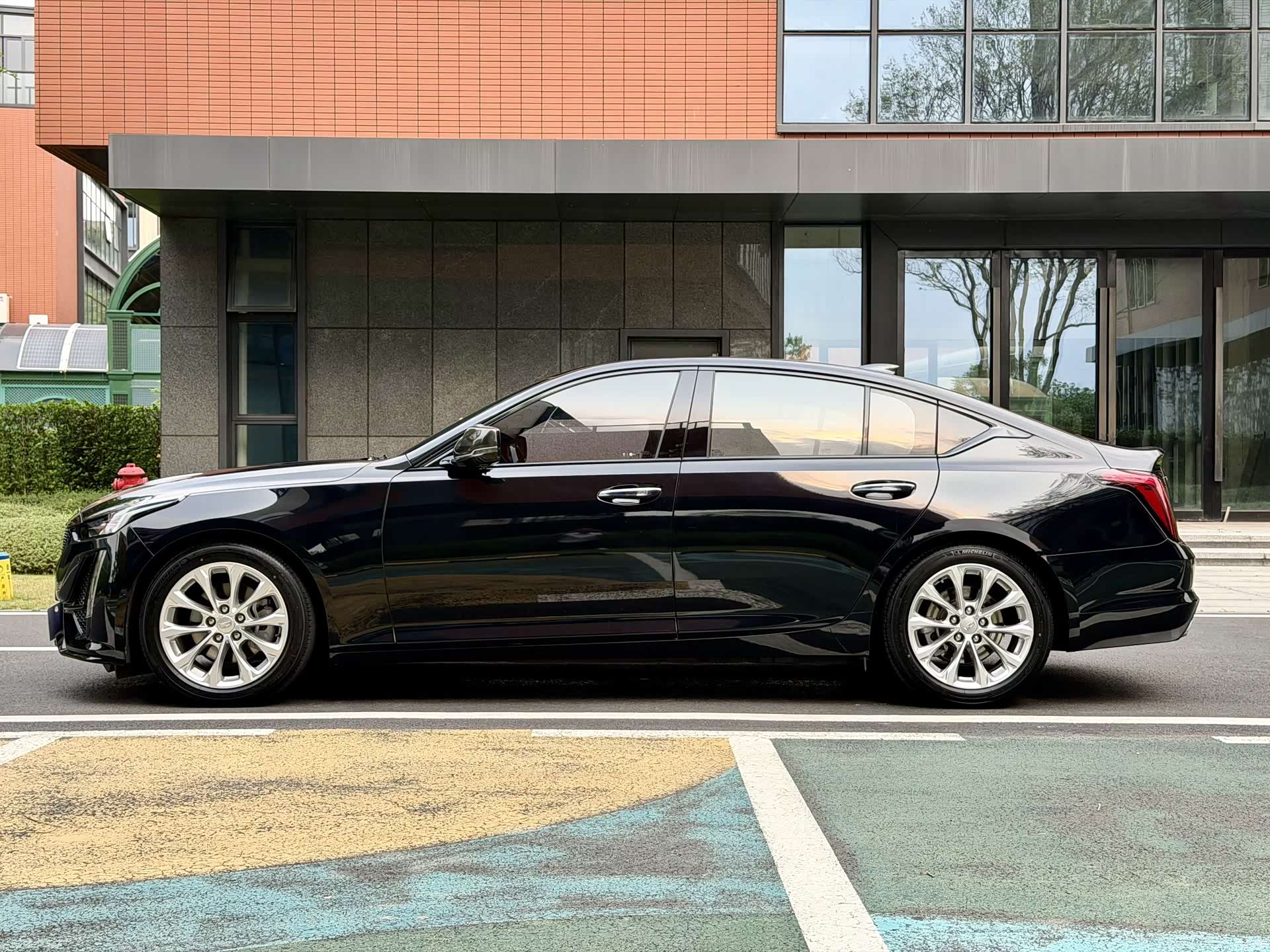 Cadillac CT5, 2021 все фото