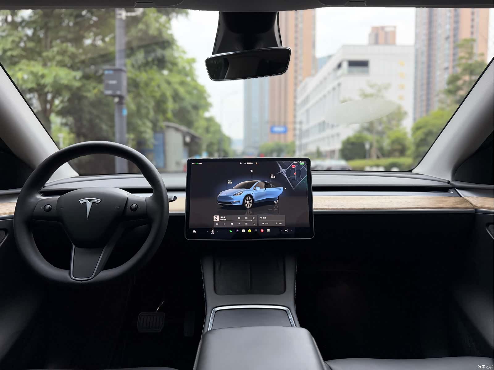 Tesla Model Y, 2022 15