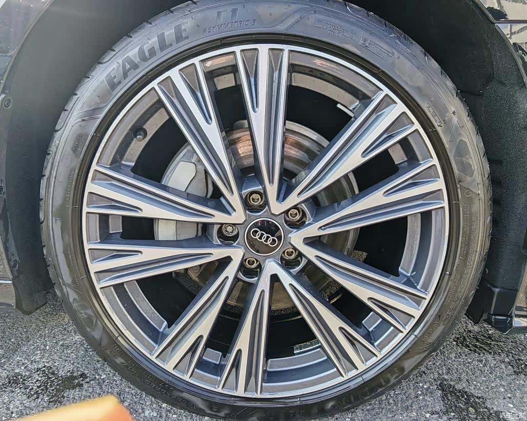 Audi A6L, 2024 13